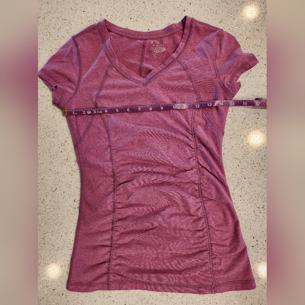 Pink cap sleeve Tek Gear workout top - Picture 3 of 4